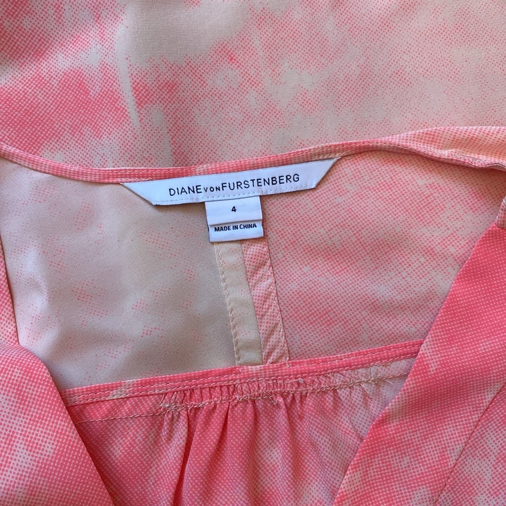 Diane von Furstenberg small silk top - Picture 3 of 4
